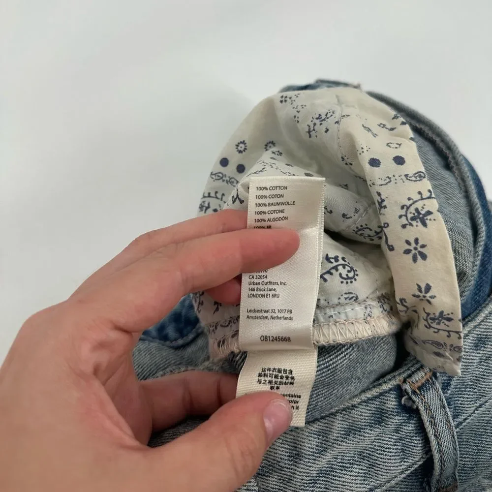 Free People Baggy Denim Tomboy Short in Above & Beyond Size 26
